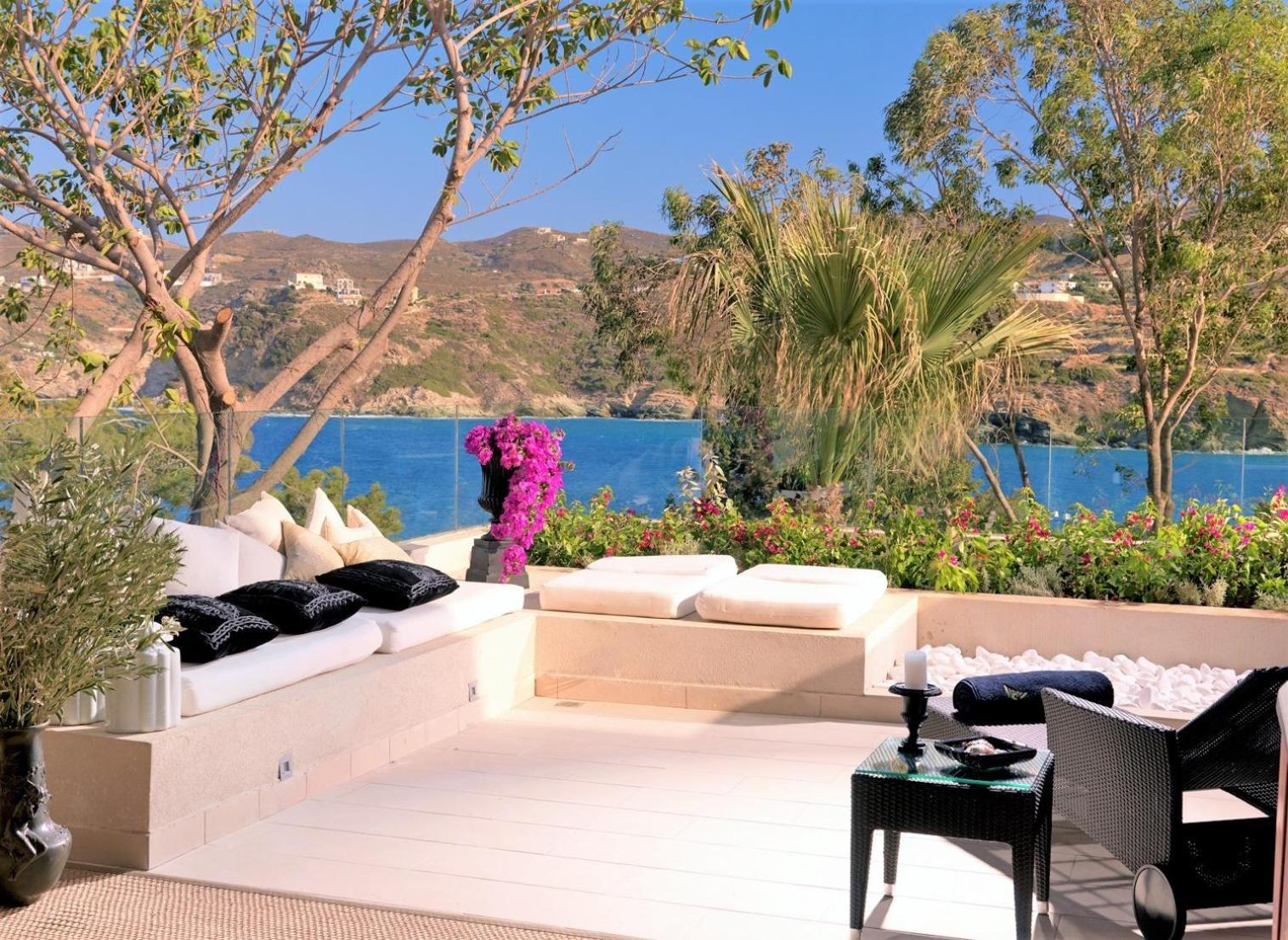 Out Of The Blue Resort & Spa Agia Pelagia  Room photo